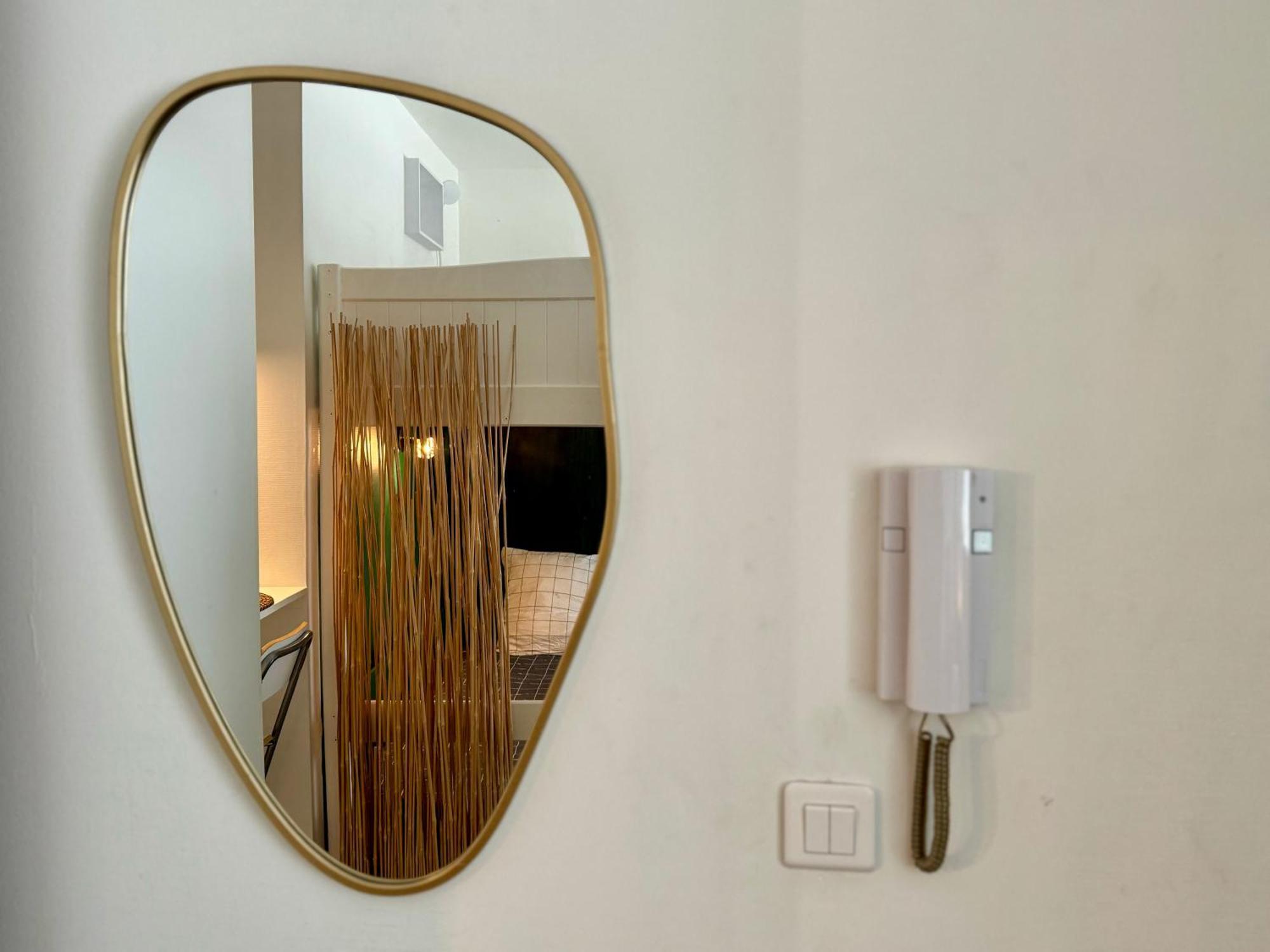 Suite Noya Villeurbanne Luaran gambar