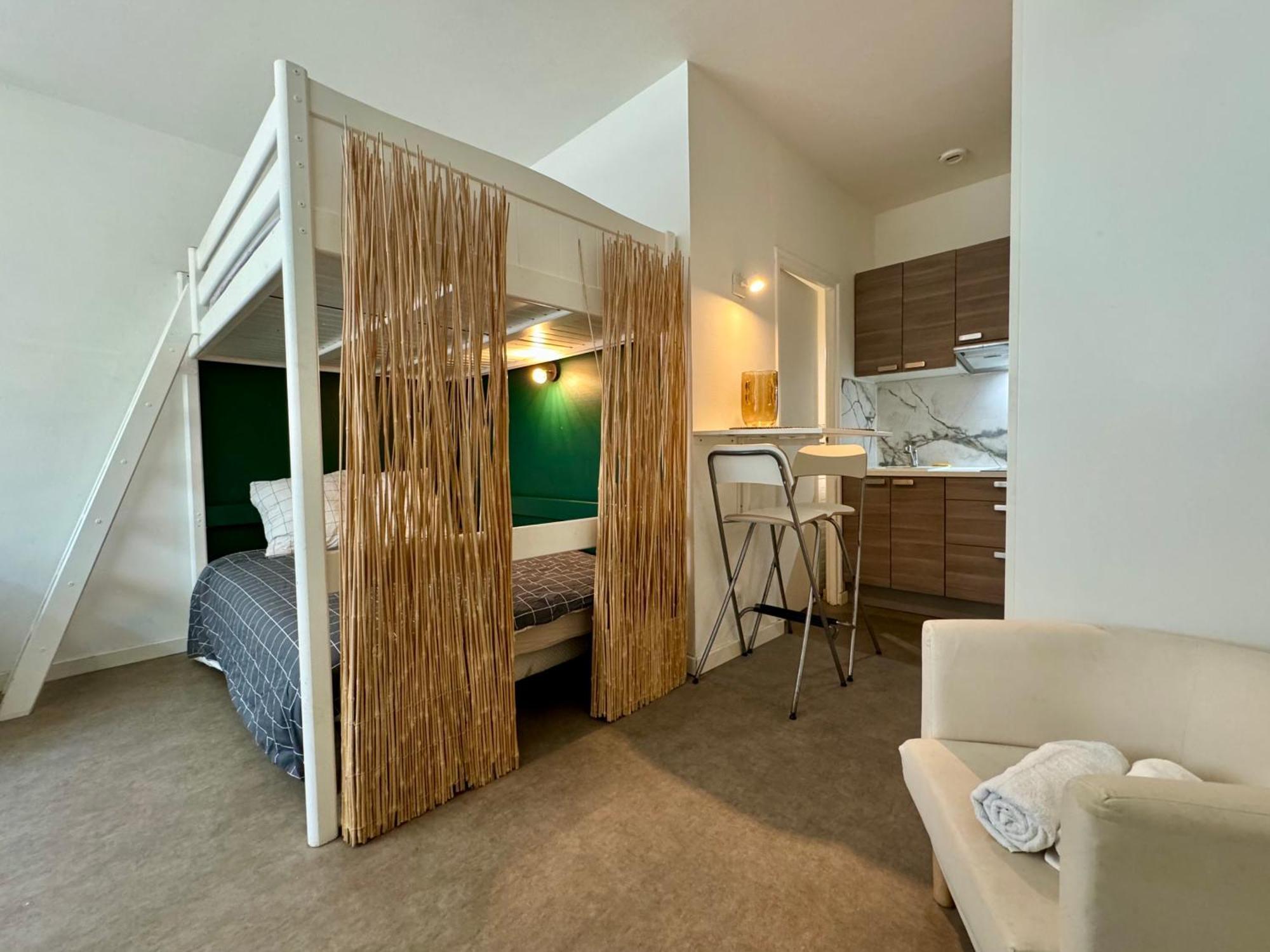 Suite Noya Villeurbanne Luaran gambar